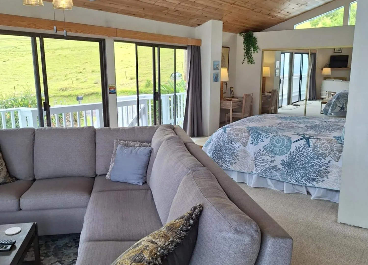 Belle Vue Waimea B&B Corporation - Big Island Of Hawaii Bed & Breakfast